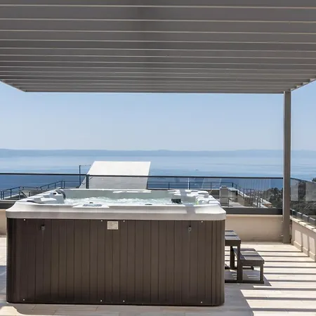 Вилла Sendy With Pool And Jacuzzi